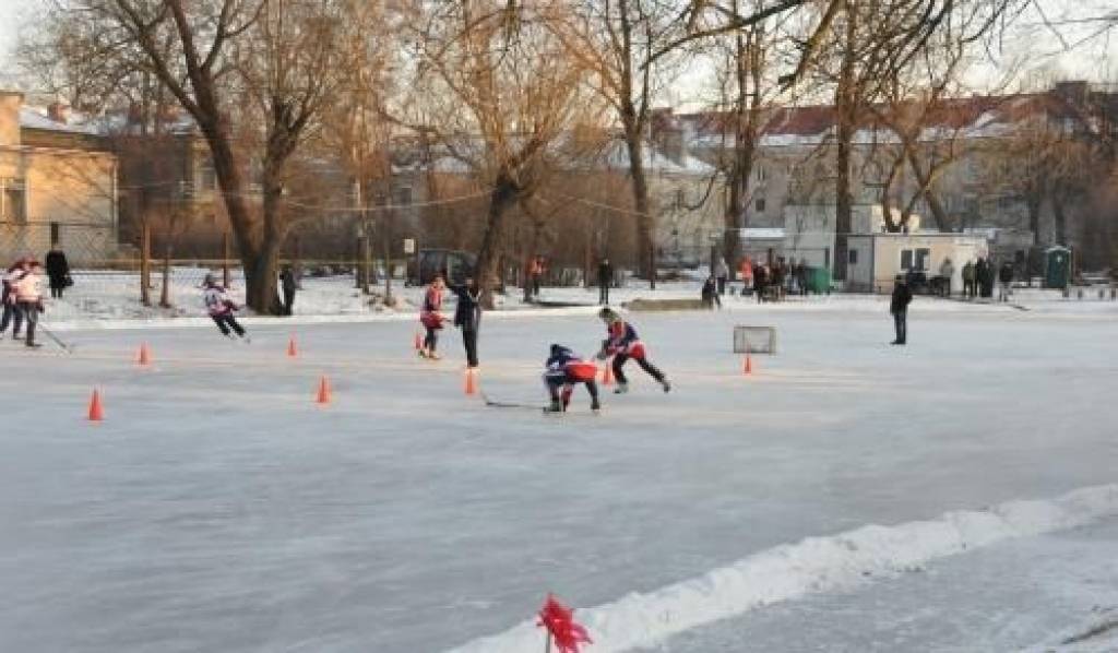 Publiskā slidotava varētu būt atvērta pēc nedēļas