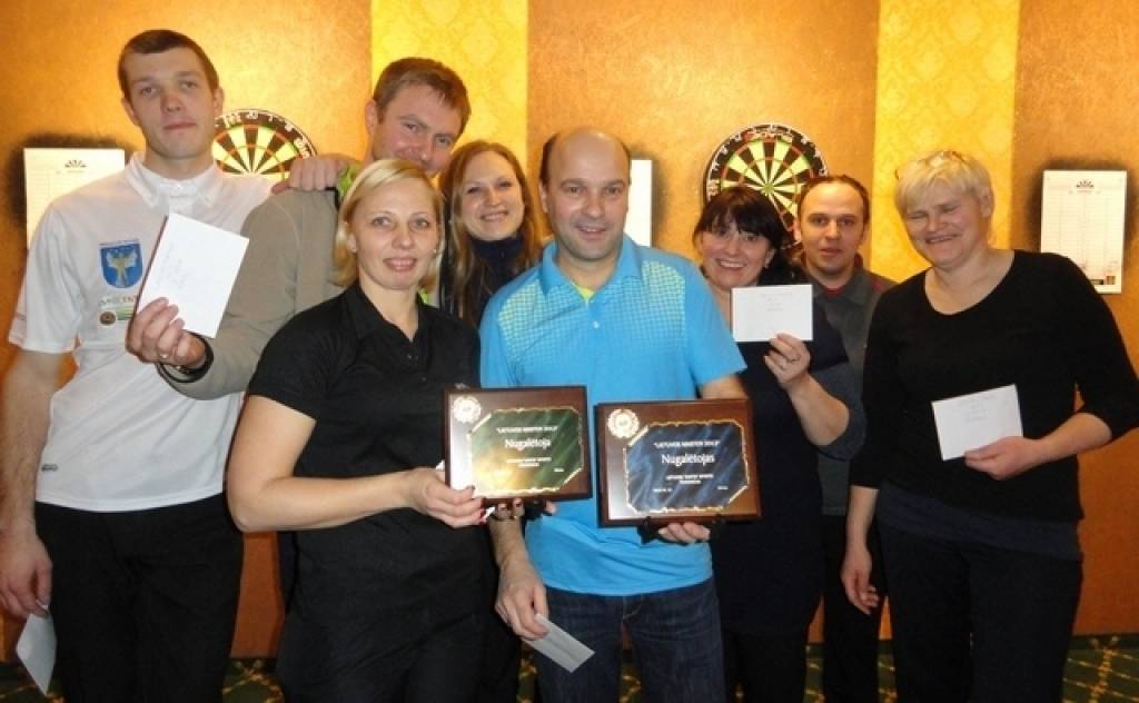 FOTO: Irēna Bauze uzvar šautriņu mešanas turnīrā "Lietuvas Masters 2013"