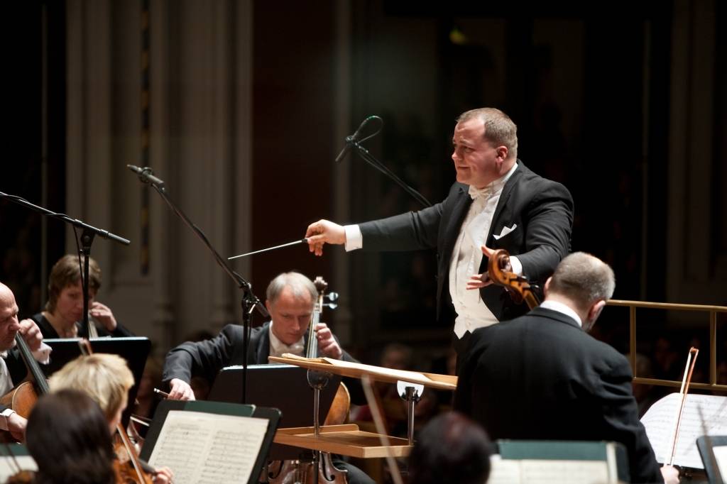 Liepājas Simfoniskais orķestris uz Rīgu ved Ešenvalda Liepājas koncertu