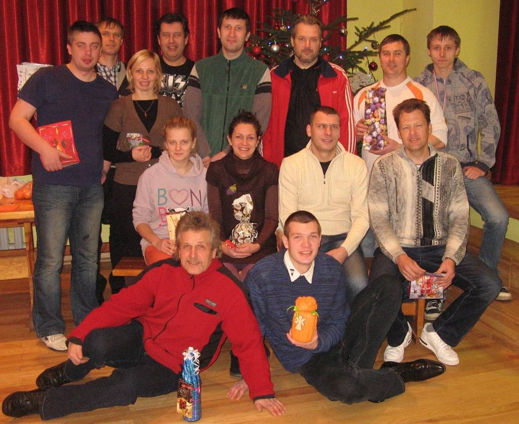 Madars Razma uzvar šautriņu mešanas turnīrā "Ziemassvētku kauss"