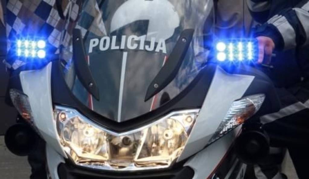 Policija: Svētki uz ceļiem bijuši visai asiņaini