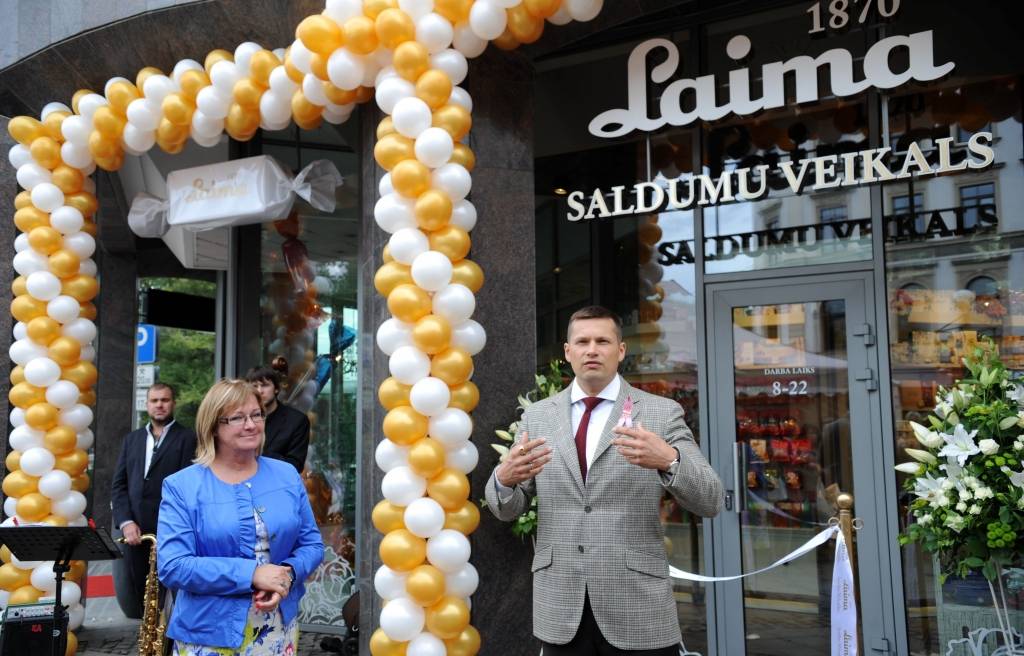 Papildināta – Ieguldot 60 tūkstošus latu, Rīgā atklāj Laimas vēstniecību