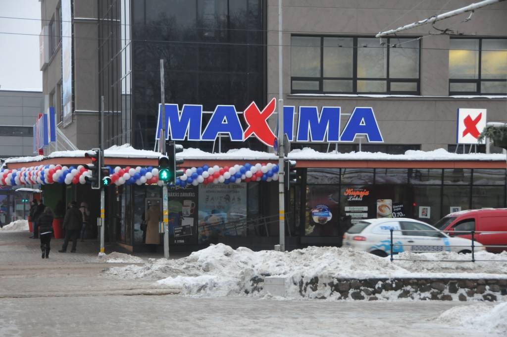 FOTO: Liepājas centrā atver "Maximu"