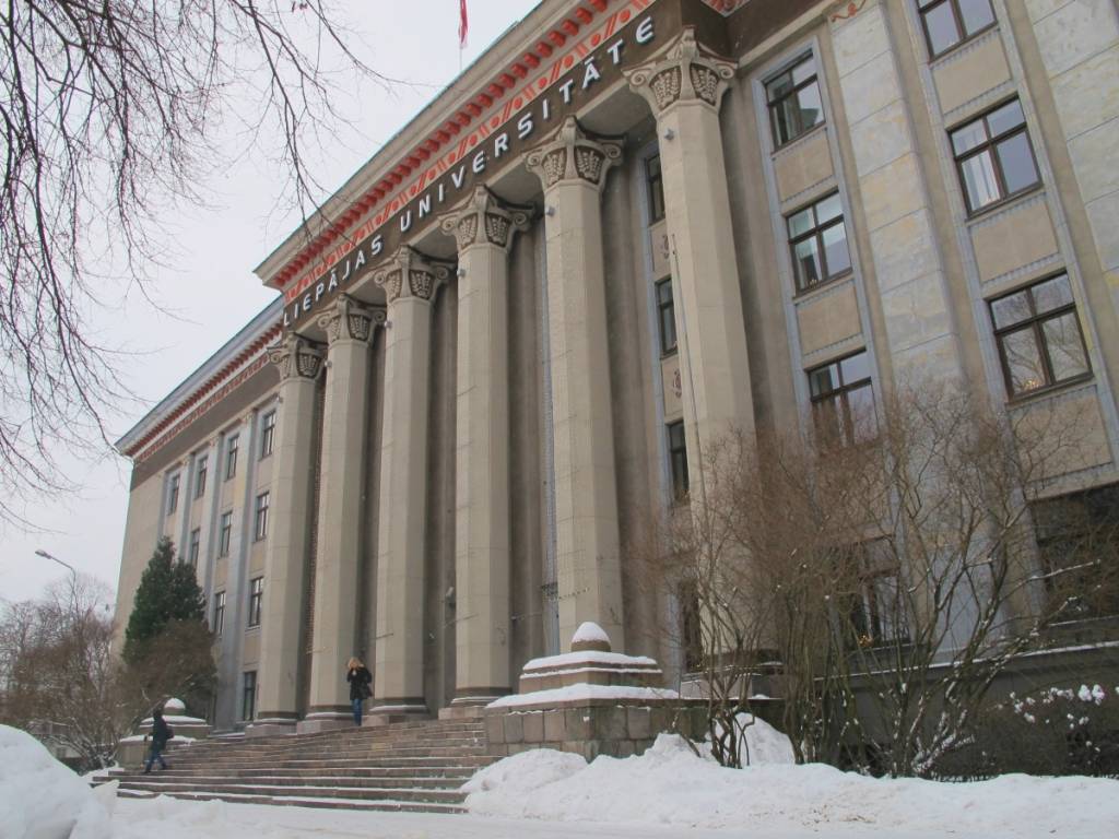 Izsludina iepirkuma konkursu Liepājas Universitātes galvenās ēkas rekonstrukcijai un mācību telpu remontam