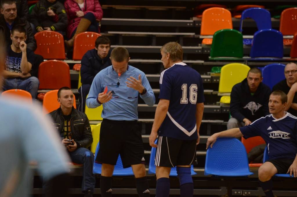 FOTO: Asumi "Grobiņas" un "UPTK" spēlē; diskvalificē Igoru Koršakovu