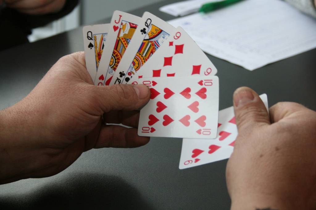 Edgars Auders uzvar Vaiņodes novada čempionāta zolītē pirmajā posmā