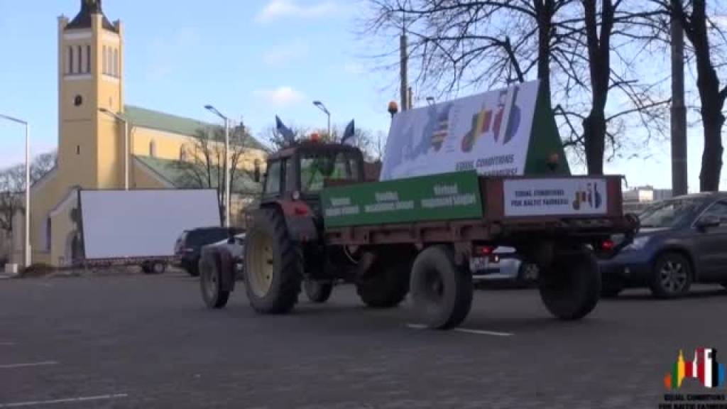 Baltijas zemnieku protesta traktors sasniedzis Berlīni 