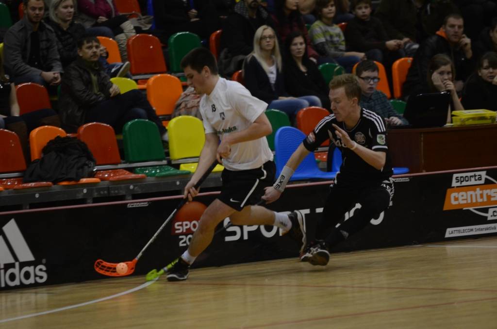 FOTO: "Kurši" pēcspēles metienos zaudē "Bauskai"
