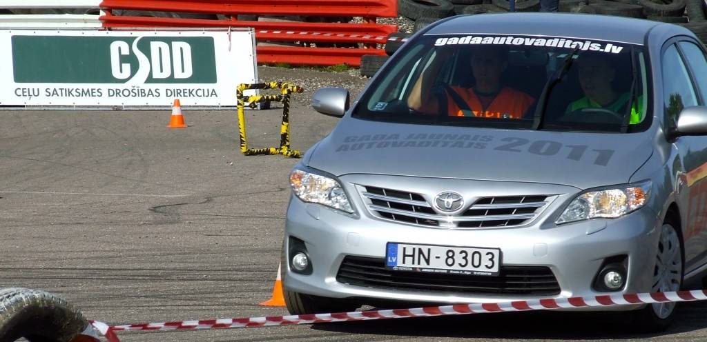 Aicina pieteikties konkursam "Gada jaunais autovadītājs 2013"