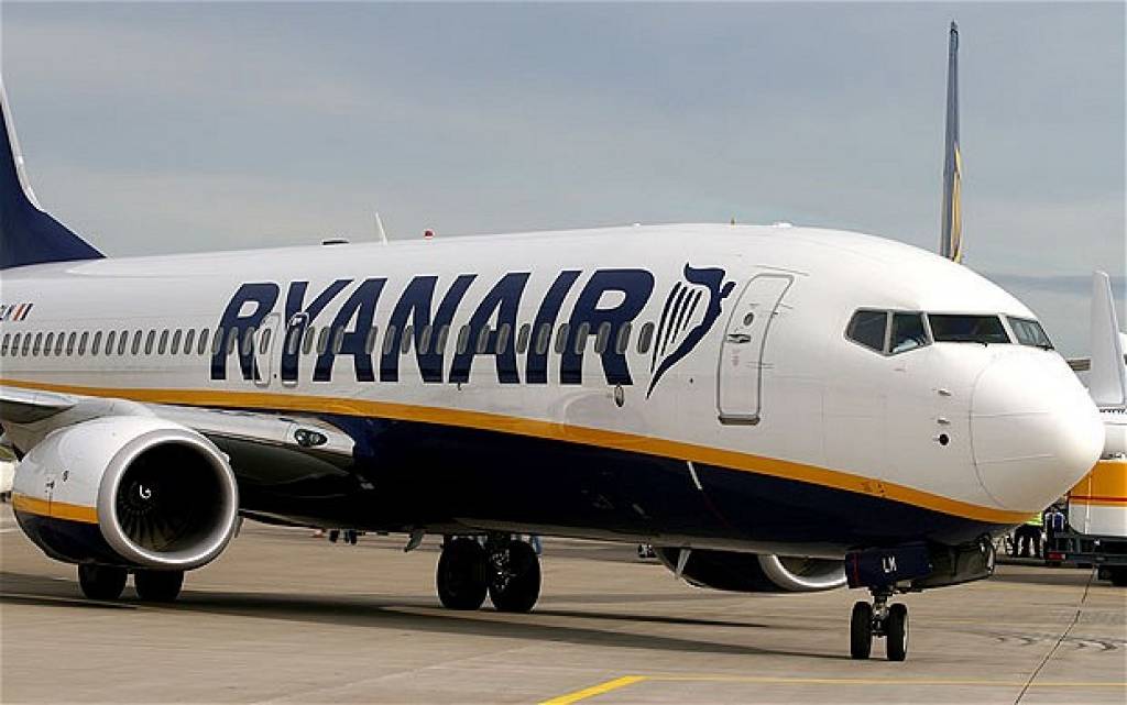 "Ryanair" ziemas sezonā uzsāk lidojumus uz Mančestru un Brēmeni