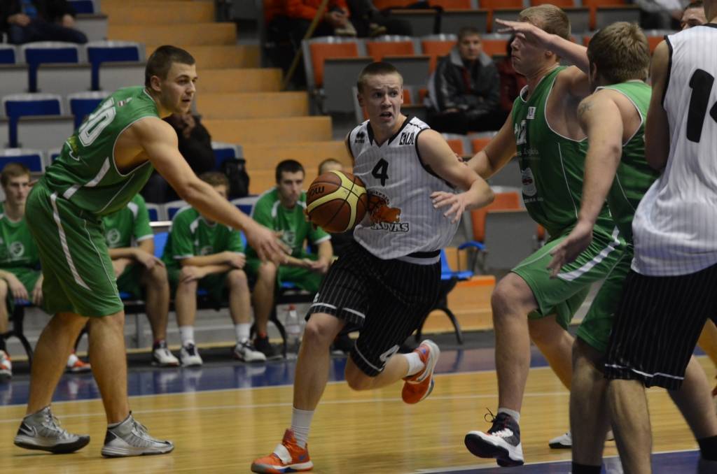 FOTO: "Liepājas lauvas 2" zaudē "Vidzemes Augstskolai"