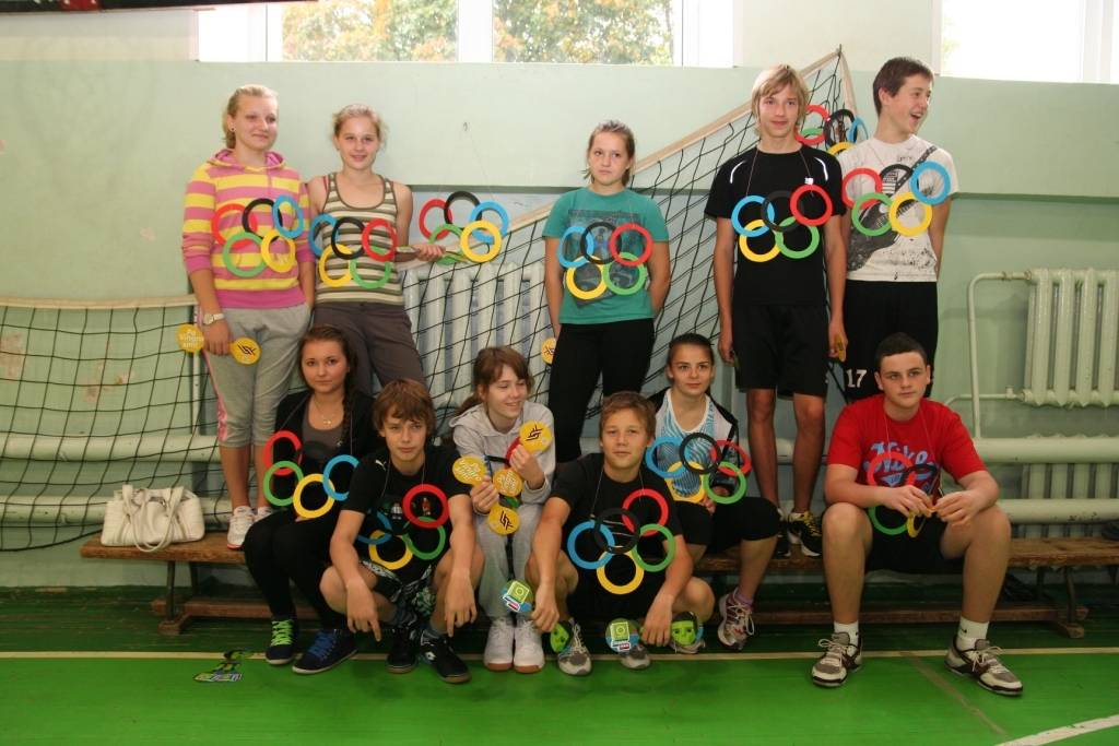 FOTO: Olimpiskā diena Aizputē