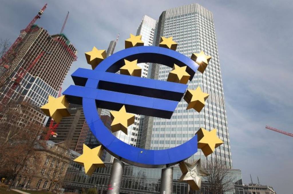 Eiropas Parlaments dod zaļo gaismu eiro ieviešanai Latvijā
