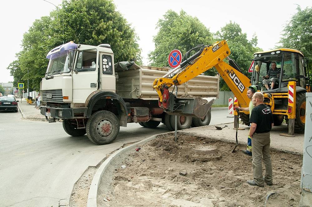 FOTO: Būvdarbi Rožu ielā