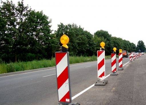Liepājas virzienā turpinās ceļu remontdarbi posmā no Blīdenes līdz Brocēniem