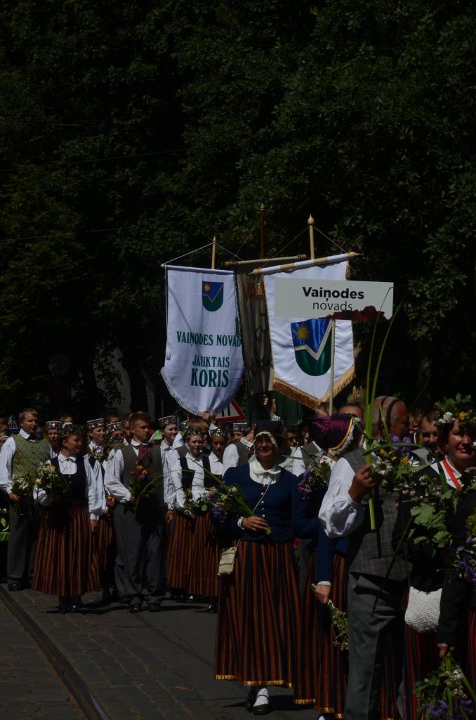 FOTO: Vaiņodes novads XXV Vispārējo latviešu Dziesmu un XV Deju svētku gājienā