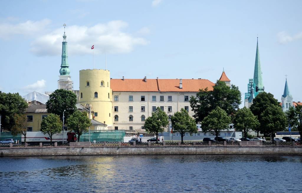 Muzeja nākotne Rīgas pilī neskaidra; bažas par darbinieku atlaišanu
