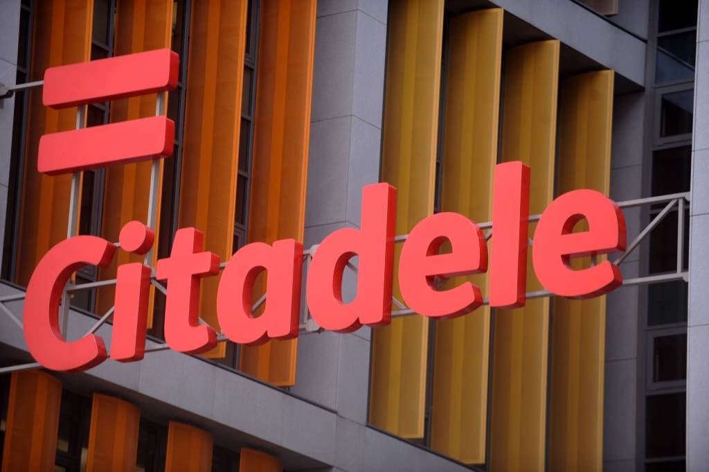 papildināta (16:28) - Valdība nolemj atsākt bankas Citadele pārdošanu