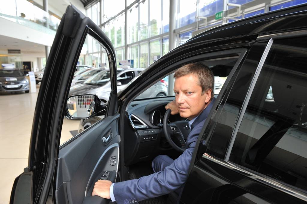 Latvijas auto tirgū ieildzis «bezsamaņas stāvoklis»