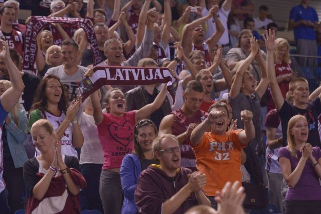 Cer uz vairākiem tūkstošiem Latvijas līdzjutēju šovakar Tallinā