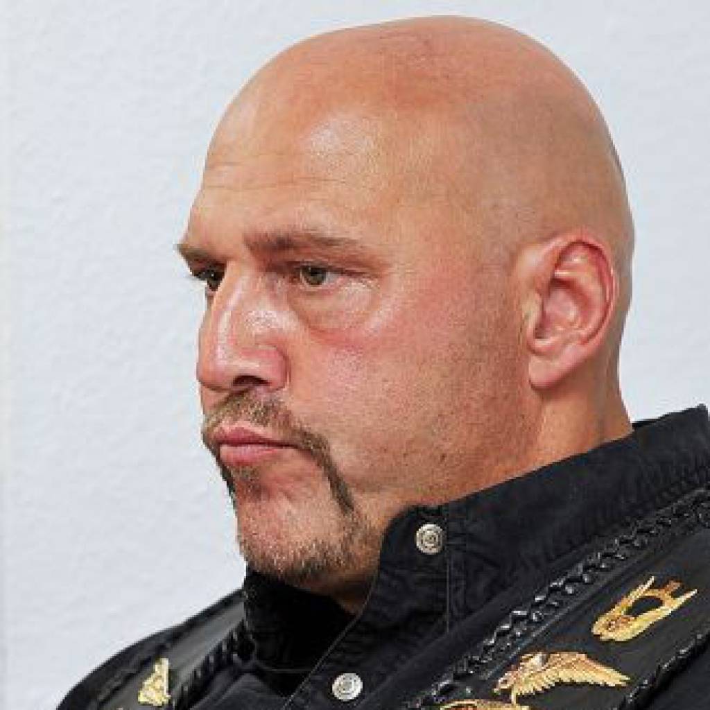 Spānijā apcietina motociklistu kluba Hells Angels vadoni Eiropā