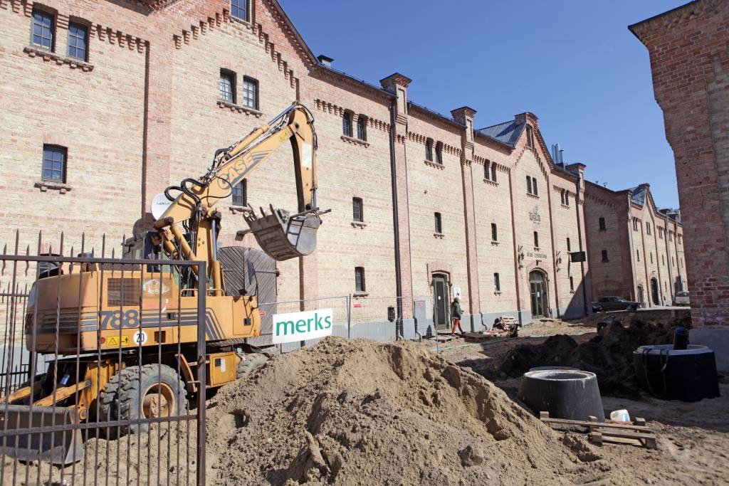 Šodien svinīgi atklās renovēto Spīķeru kvartālu