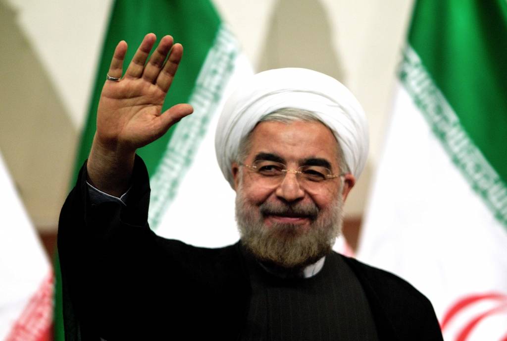Rohani oficiāli stājas Irānas prezidenta amatā