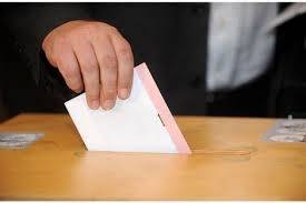 Aptauja: Trešdaļa iedzīvotāji tic, ka pašvaldību deputāti pēc vēlēšanām pilda solījumus