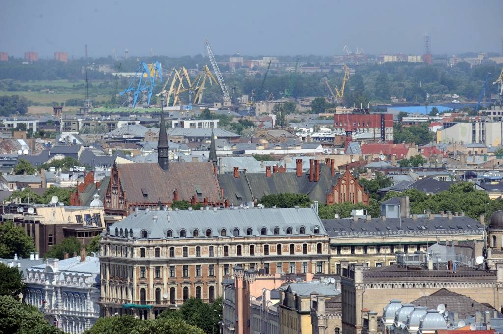 Vienīgās reālās dzīvības pazīmes vērojamas ap Rīgu