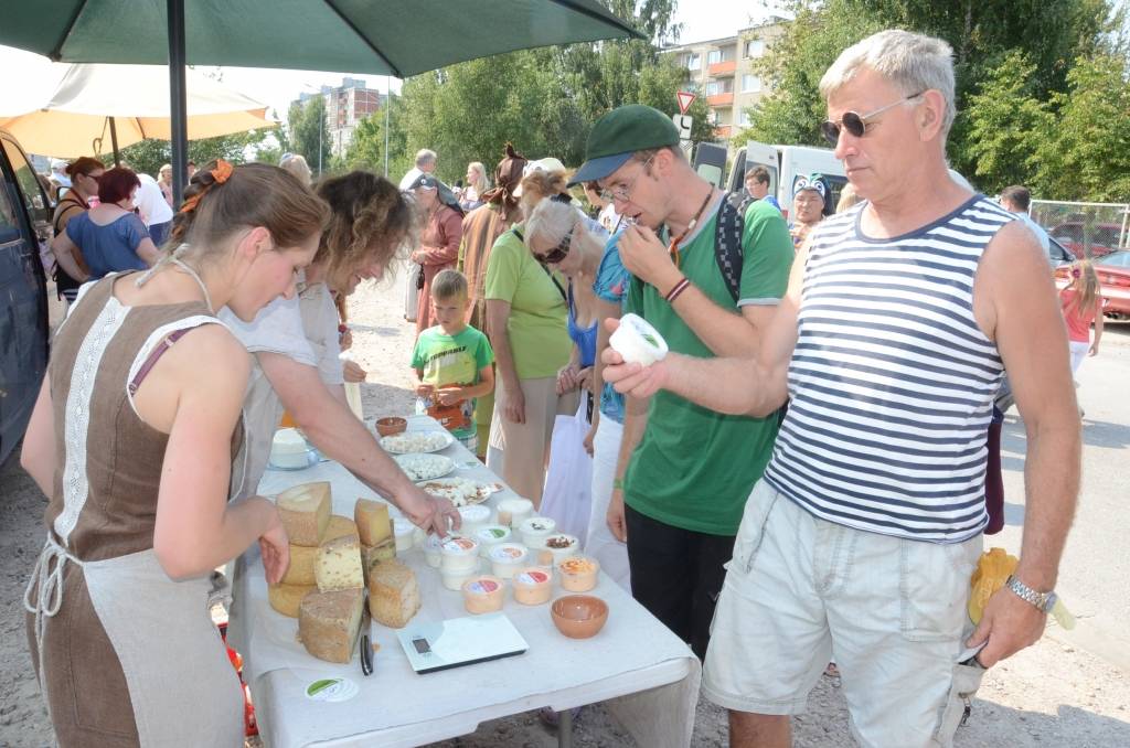Putnu vērošanas torņi Liepājā iepriecina ar būves pamatīgumu