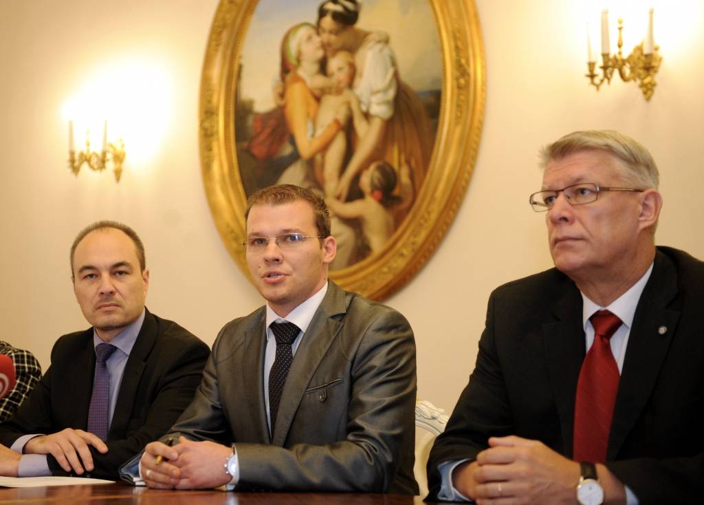 Dzintars: Nodokļu jautājums ir RP pēdējais salmiņš