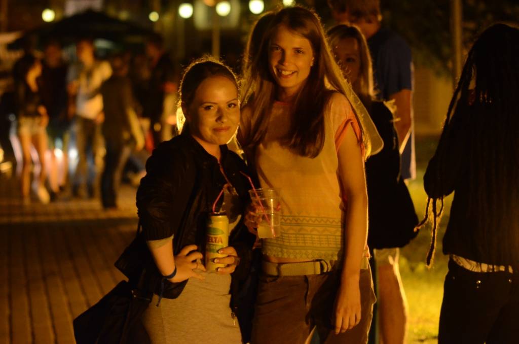 FOTO: Jau divas dienas bauda mūziku "Fontaine Festival" ellē