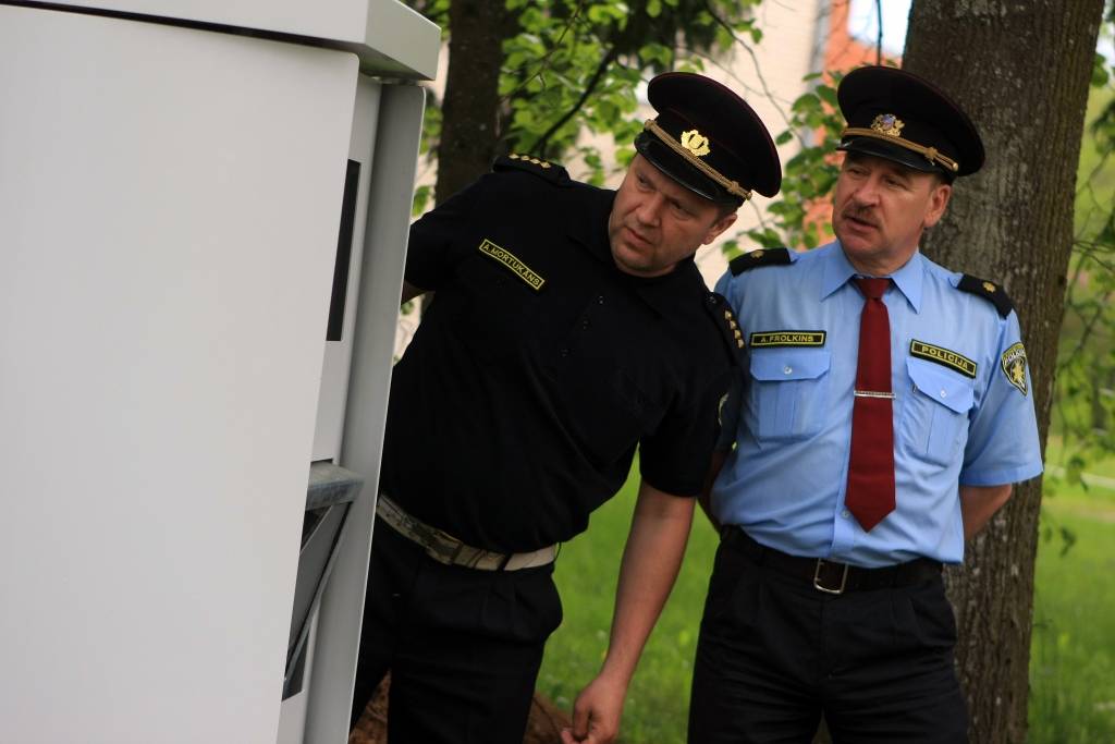 Par fotoradaru ieviešanu atbildīga būs CSDD; peļņas jautājumu atliek