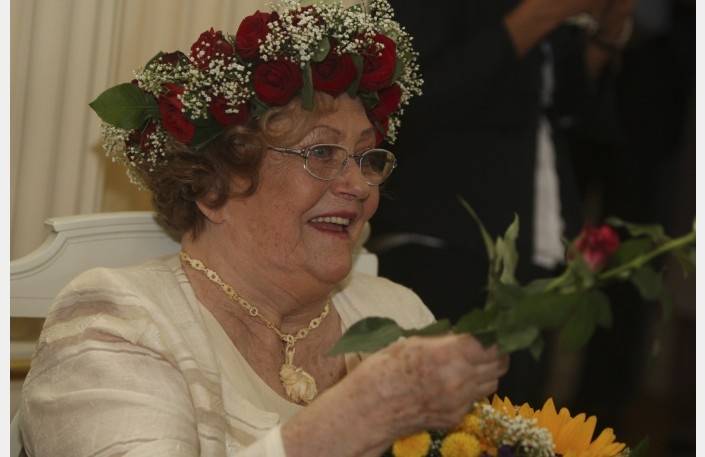 Latvijas radio 1 piedāvā jauniestudējumu par Veltas Līnes bērnību