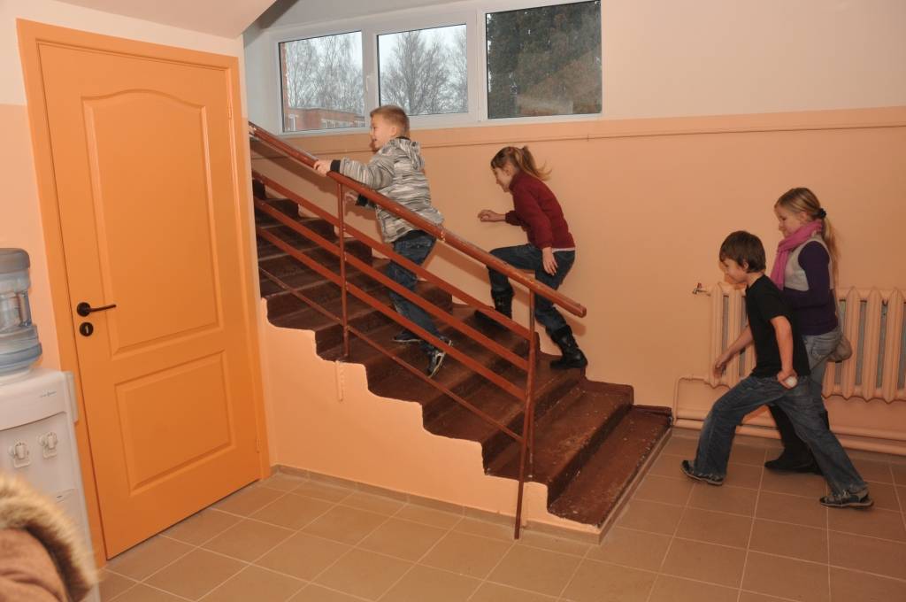 Skolas gaitas septiņu gadu vecumā sākuši 84,5% bērnu