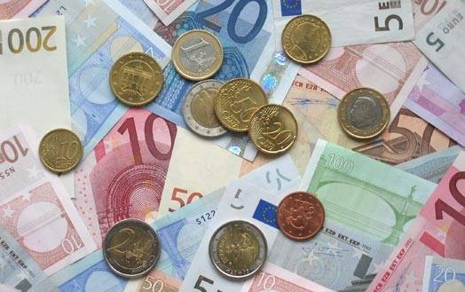 Minimālā darba alga 2014.gadā būs 320 euro jeb 225 lati 