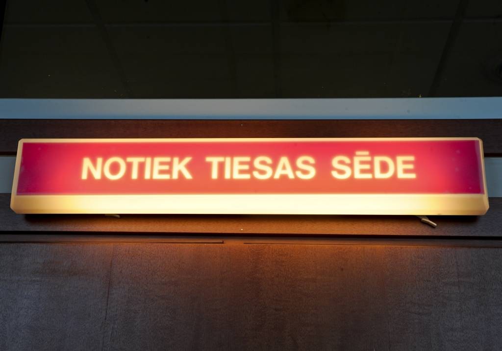 Par dubultslepkavību apsūdzētam vīrietim piespriež mūža ieslodzījumu