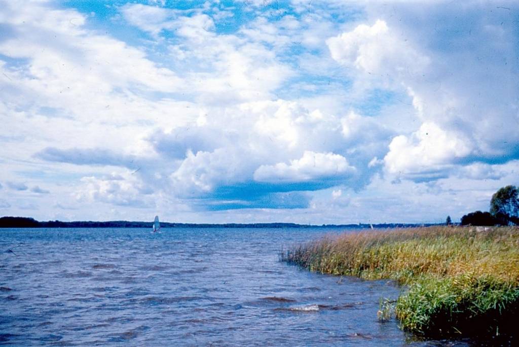 Visvairāk lijis Rucavā; trešdien debesis skaidrosies