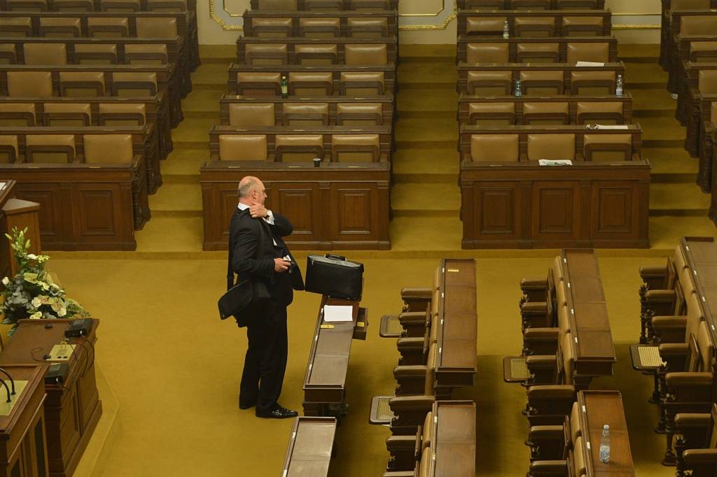 Čehi cer izbeigt ieilgušo politisko haosu