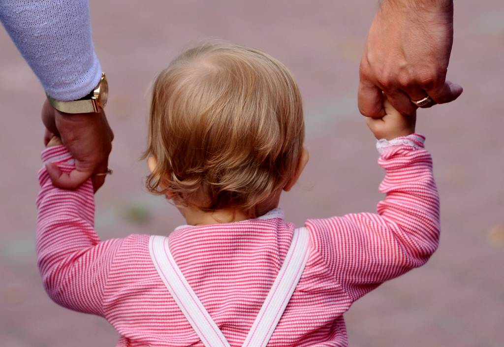 Vecāku neuzmanības dēļ traumas guvuši vairāki bērni