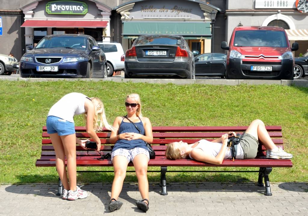 Raidījums: dzīvošanai labvēlīgākas pilsētas Latvijā ir Kurzemes pusē