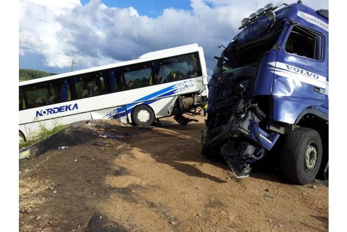 "Balta" izmaksā 44 137 latu atlīdzību par avārijā pie Kalvenes sabojāto autobusu