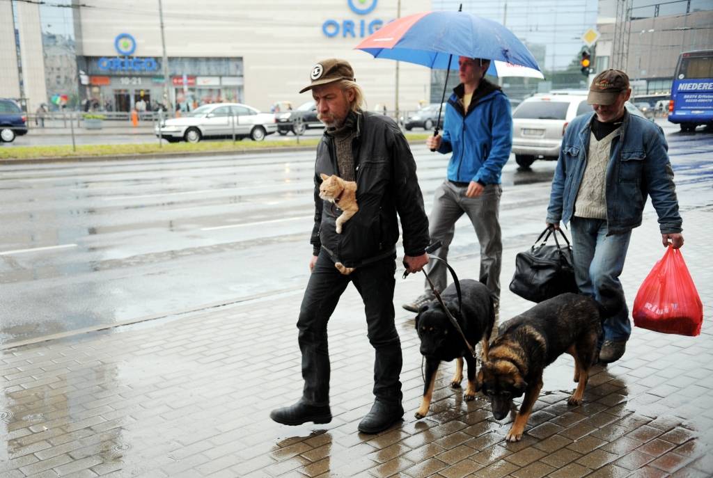 Bezpajumtniekus no uzņēmējdarbības grib izolēt ar īpašu reģistru