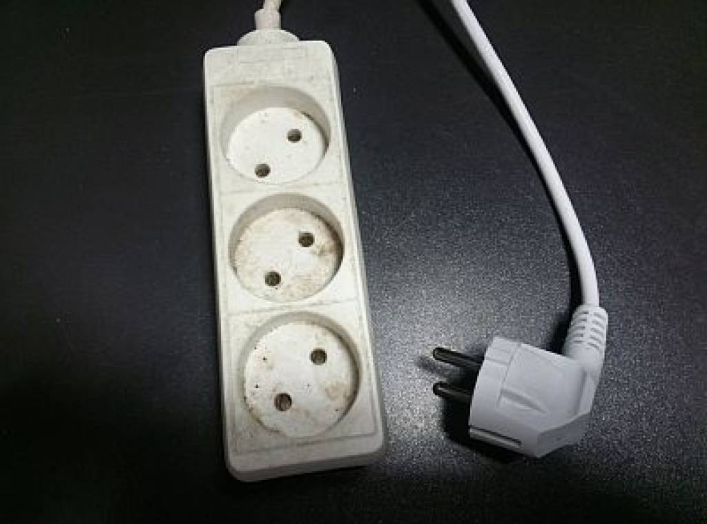 Enefit jaunus elektrības piegādes līgumus par fiksētu cenu Latvijā un Lietuvā neslēgs