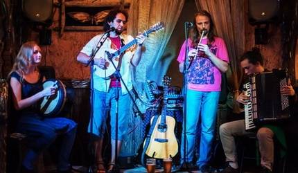 Liepājā viesosies "Akvarium" mūziķa grupa "Lacuna"