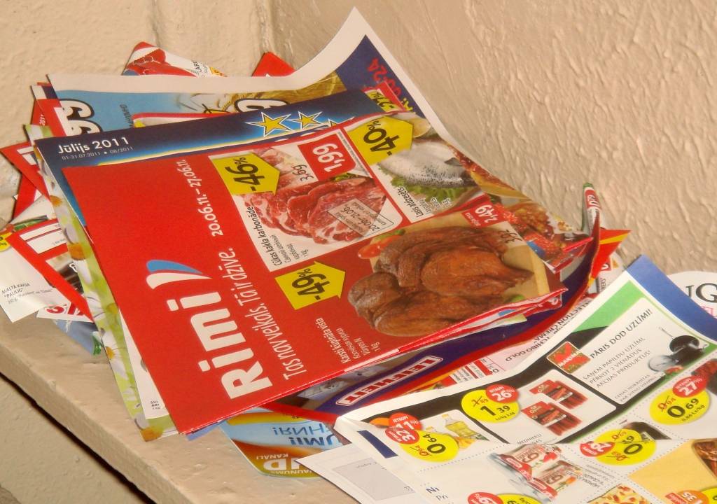 Reklāma pastkastītē joprojām strādā