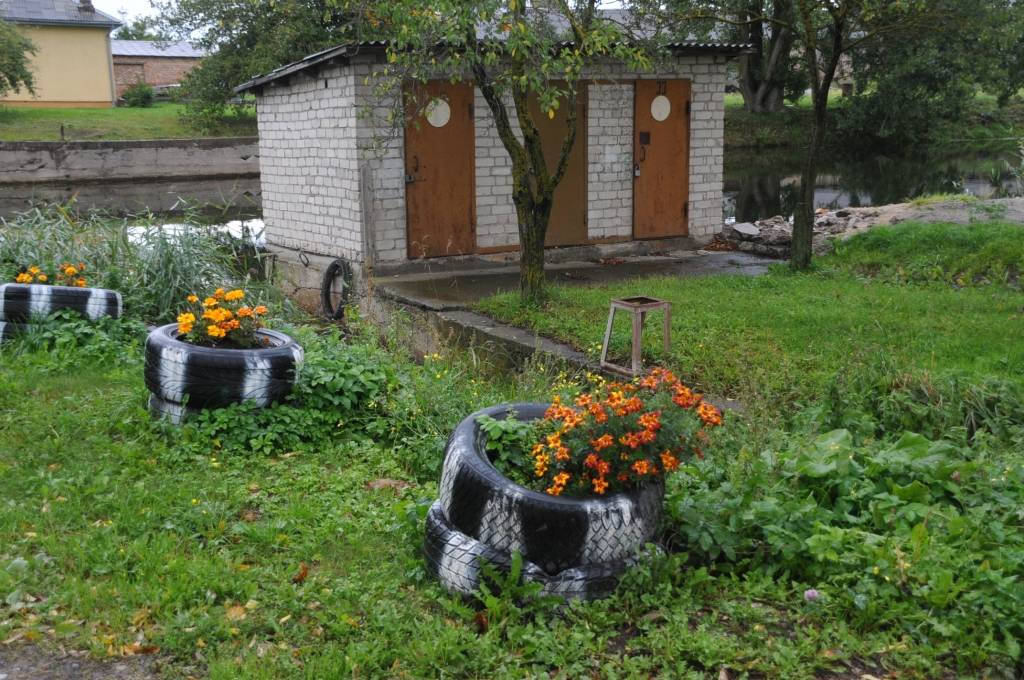 FOTO: Ideja par golfa laukuma izveidi Zirgu salā nav īstenota; pašvaldība sola, ka teritorija arī turpmāk būs publiski pieejama