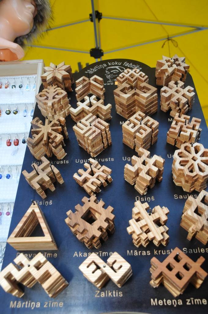 FOTO: Amatnieku tirdziņš Liepājas centrā