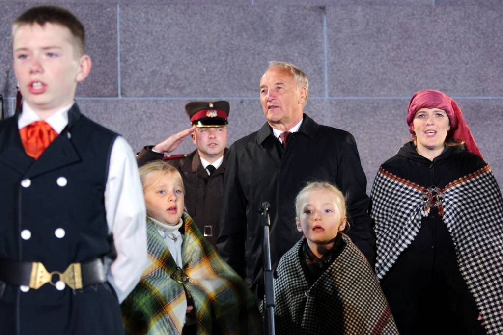 Prezidents Tautas frontes jubilejā: Latvijas nākotnes atslēga ir izglītība un apgaismība
