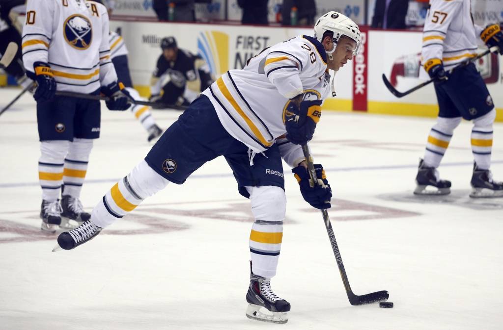 Girgensona pārstāvētā Sabres komanda piedzīvo jau ceturto zaudējumu NHL sezonas ievadā